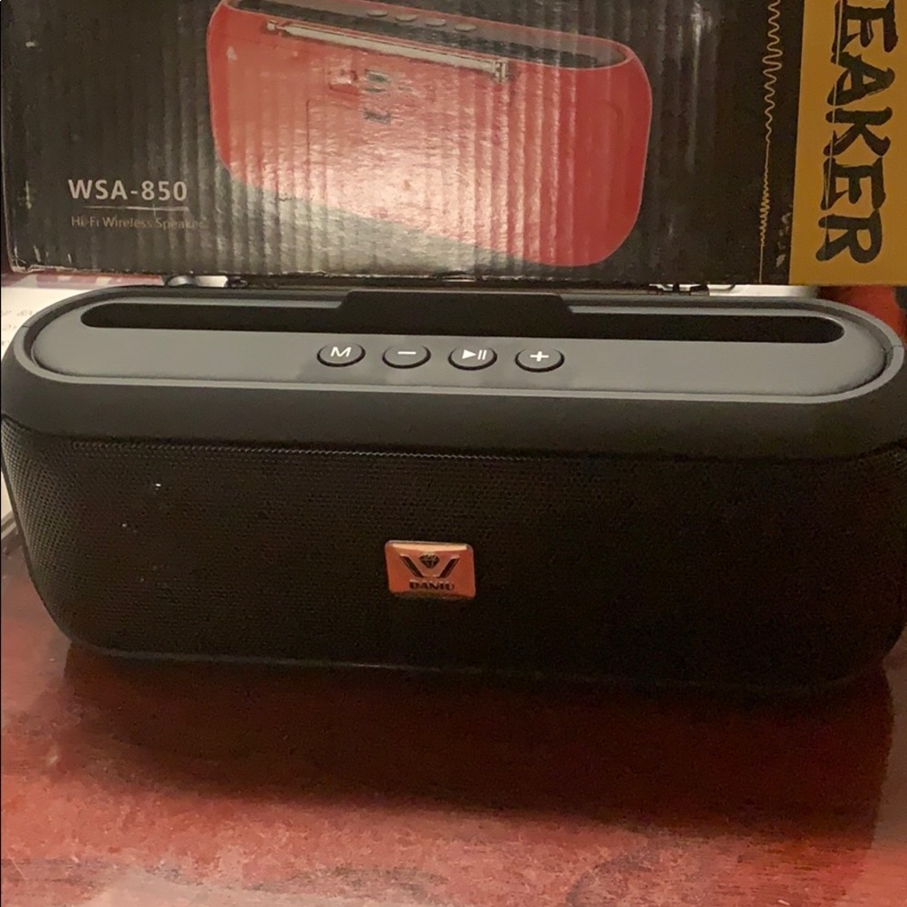 Wireless speaker